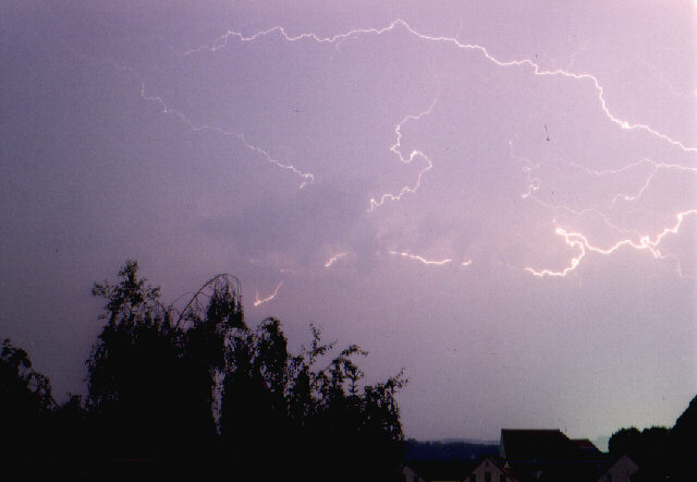lightning between clouds